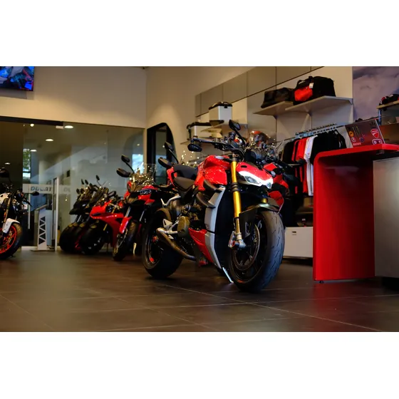 Ducati Streetfighter V4s 2020