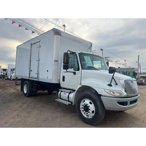 Camion Rabon Interantional 2013 Importado Caja Seca Id 1536