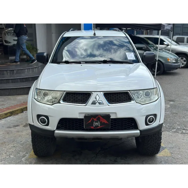 Mitsubishi Montero Sport