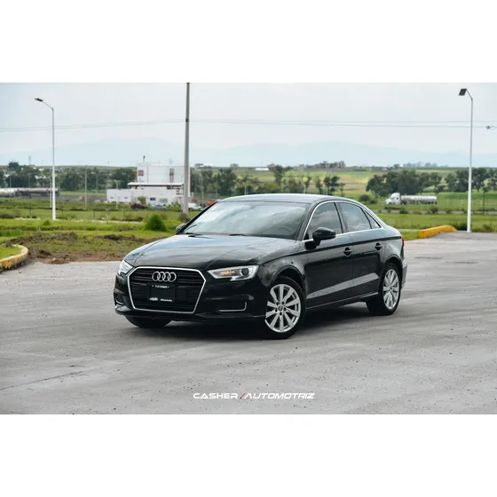 Audi A3 1.4 Sedán Select At Dsg