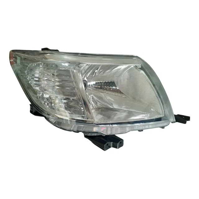 Faro Delantero Toyota Hilux 12-15 (copiloto)