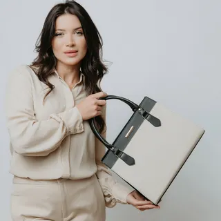 Bolsa Transversal Tote Tiracolo Resistente Espaçosa Fechamento Em ZĂper Bolso Interno E Forrada Em Cetim Bolsa Transversal Tote Tiracolo Resistente Espaçosa Fechamento Em ZĂper Bolso Interno E Forrada Em Cetim