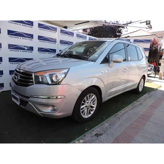 Ssangyong Stavic Awd 2.0 At