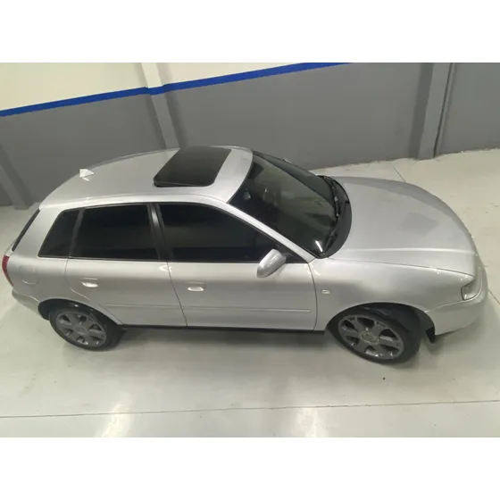 Audi A3 1.8 5p