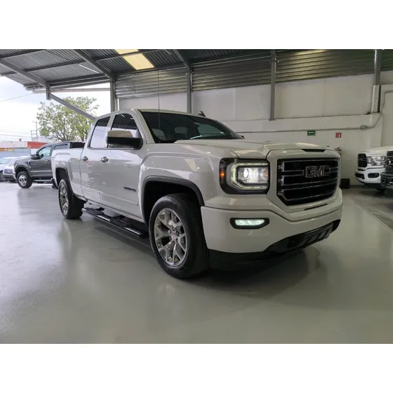 Gmc Sierra 2016 Gmc Sierra Slt Cabina Y Media V6