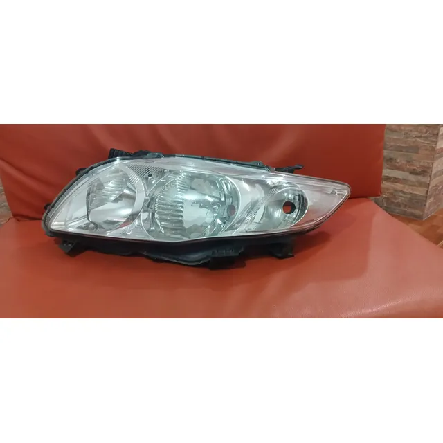 Farro Delantero Toyota Corolla 2009 2011 Usado