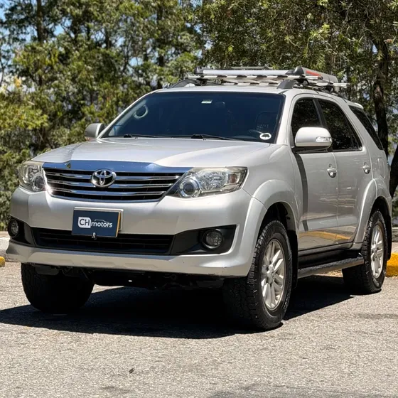Toyota Fortuner 2015 2.7l 4x2 At