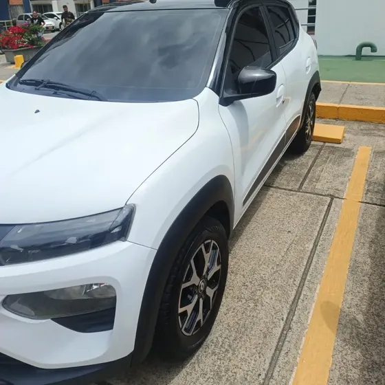 Renault Kwid 2023 1.0 Iconic