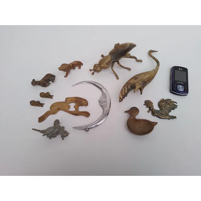 Lote Antiguos Adornos Bronce Burro León Mosca Conejo Esfinge