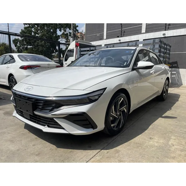 Hyundai Elantra Automatico