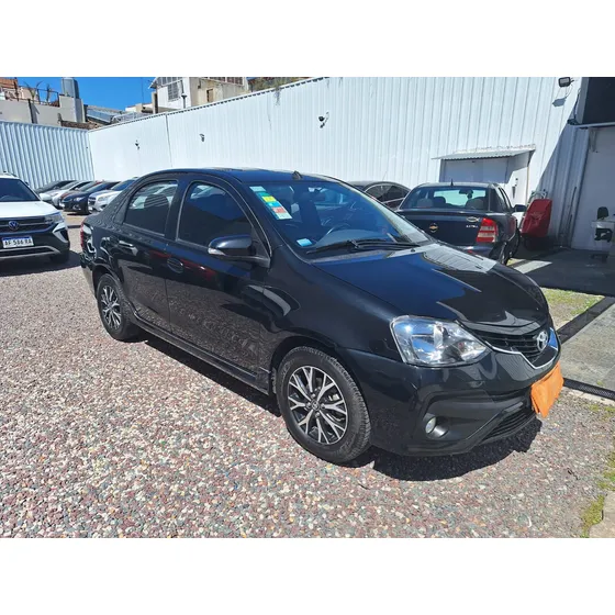 Toyota Etios 1.5 Platinum