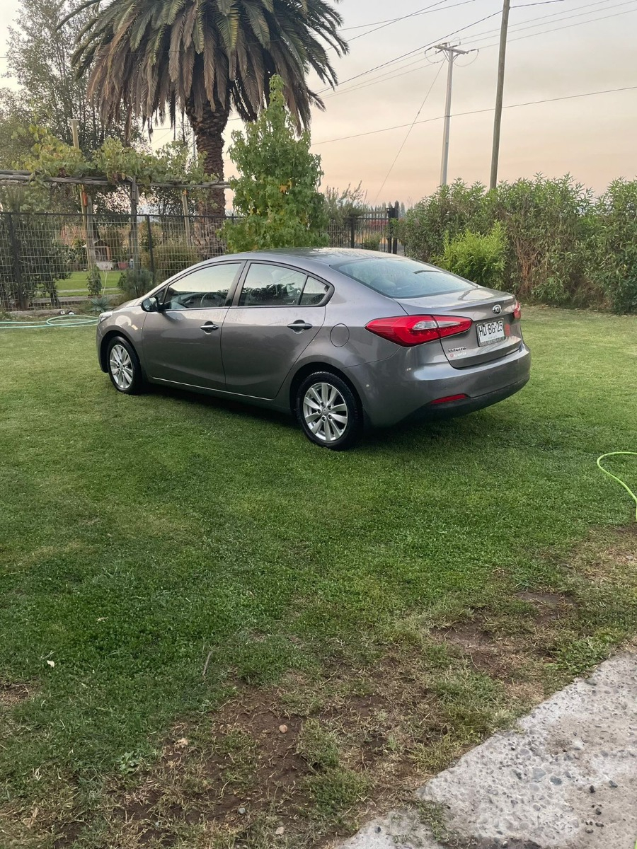 Kia Cerato Ex 1.6 2015