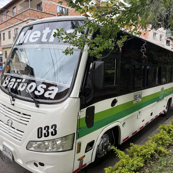 Hino 500 Busetón Urbano 2012 Turbo Intercooler