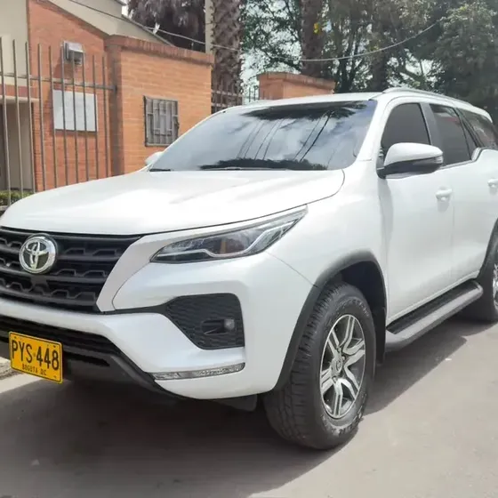 Toyota Fortuner 2026 2.8 Diesel Sr 4x2 At
