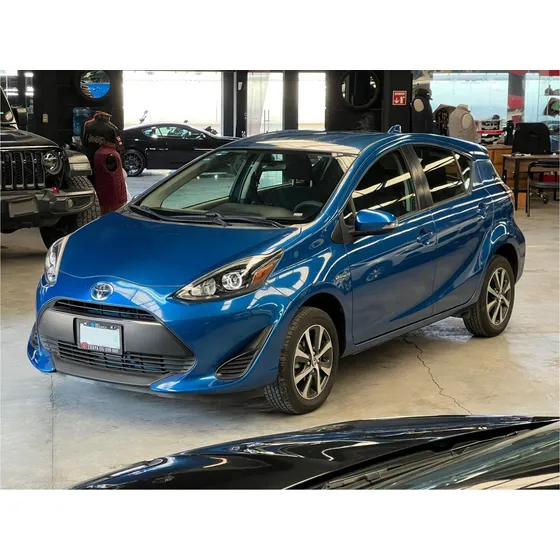 Toyota Prius 1.8 Base Cvt