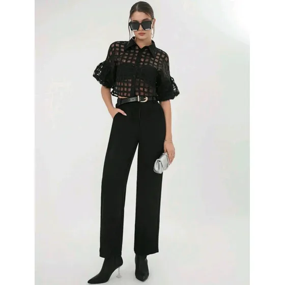 Blusa Con Transparencia Elegante