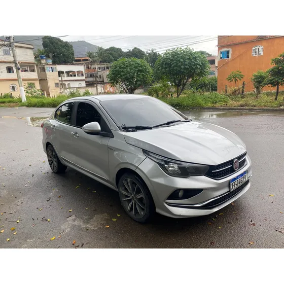 Fiat Cronos 1.8 Precision 16v Flex Aut. 4p