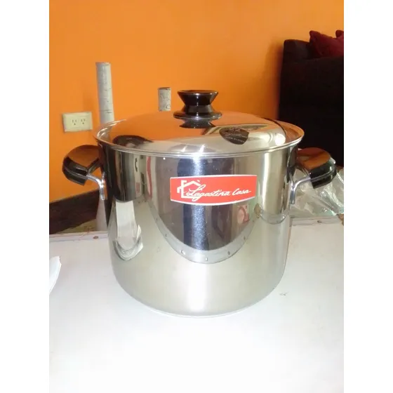 Olla Lagostina 22cm De Diámetro