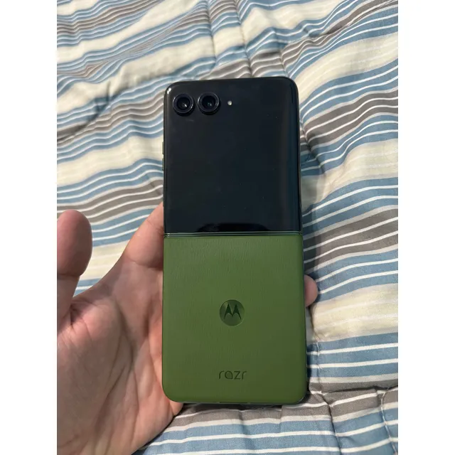 Motorola Razr 50 Ultra Usado Impecable!! Verde