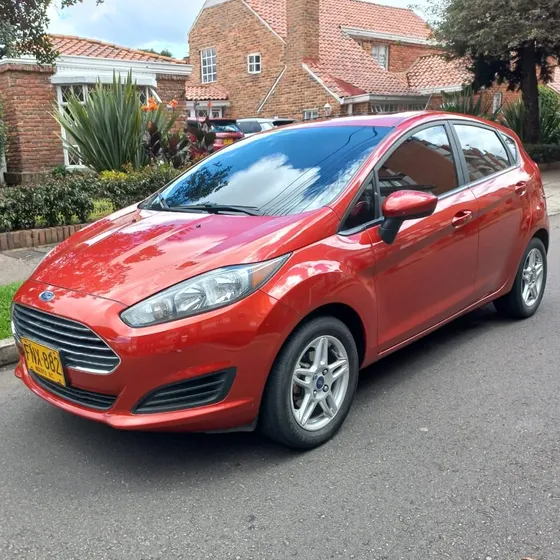 Ford Fiesta 1.6 Se usado en Usaquén