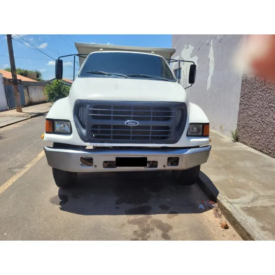 F-12000 Caçamba Basculante 2003