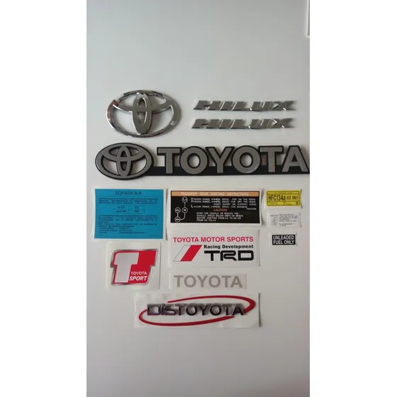 Toyota Hilux Hi Rider Emblemas Y Calcomanias
