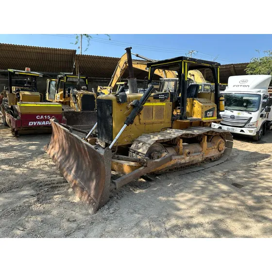 Bulldozer Carerpillar D6d Serie 75w