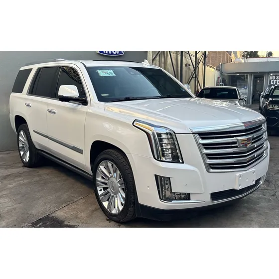 Cadillac Escalade 6.2 Plinum 4x4 At