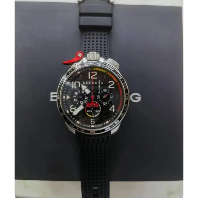 Reloj Bomberg Bolt 68