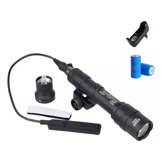 Lanterna Tática P Trilho 22mm Modelo M600 Cor Preto 