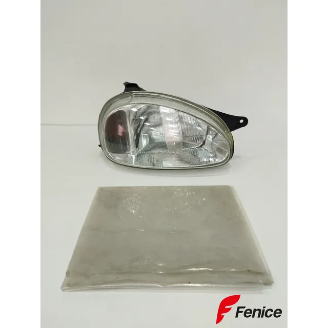 Faro Delantero Derecho Corsa