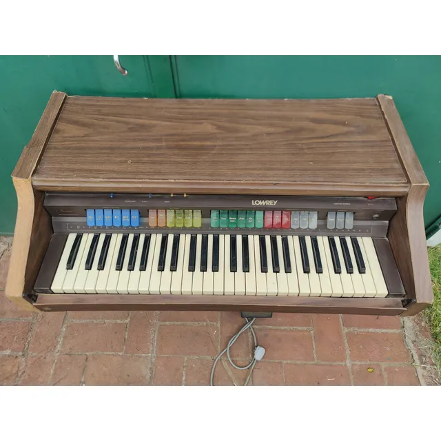 Piano Organo Lowrey Genie A Reparar !!!!!!!!