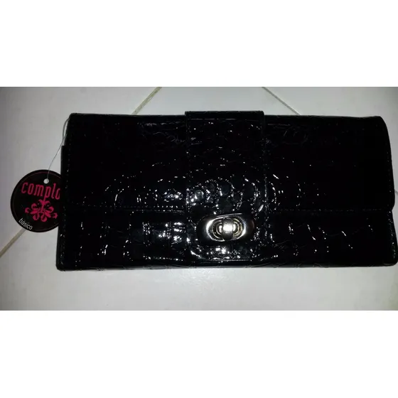 Monedero Para Dama Color Negro Largo 20 Cms X 9.1/2 De Alto