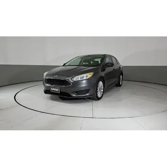 Ford Focus 2.0 S Mt