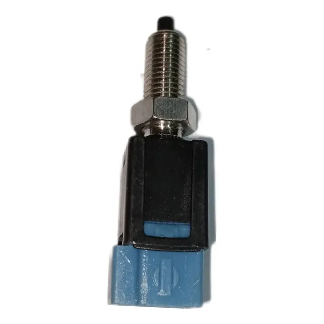 Válvula Interruptor Switch Luz De Freno Nissan Pick Up D21