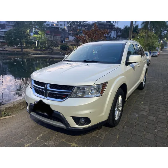 Dodge Journey 2.4 Sxt 5 Pas. At
