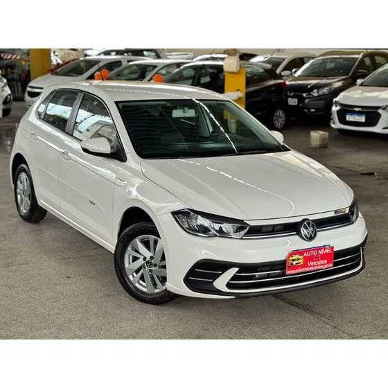 Volkswagen Polo Comfortline (aut) (flex)