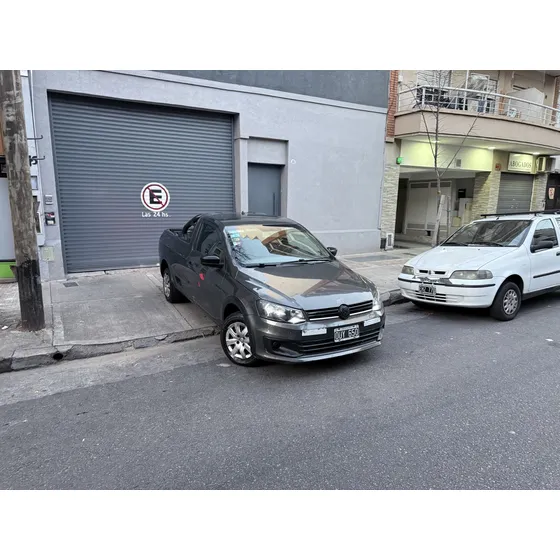 Volkswagen Saveiro 1.6 Gp Cs 101cv Aa+hd+safety