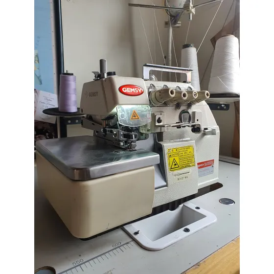 Maquina De Coser Fileteadora Gemsy