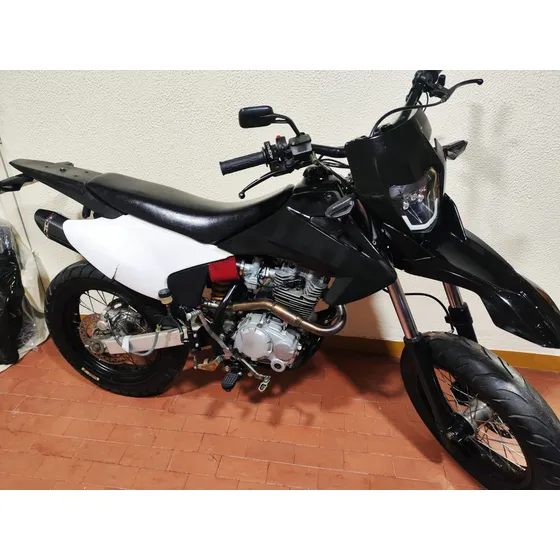 Akt 235r