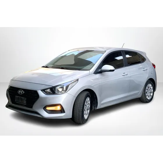 Hyundai Accent 5 Pts. Hb Gl, 1.6l, Tm6, A/ac., Ve Del., R-15