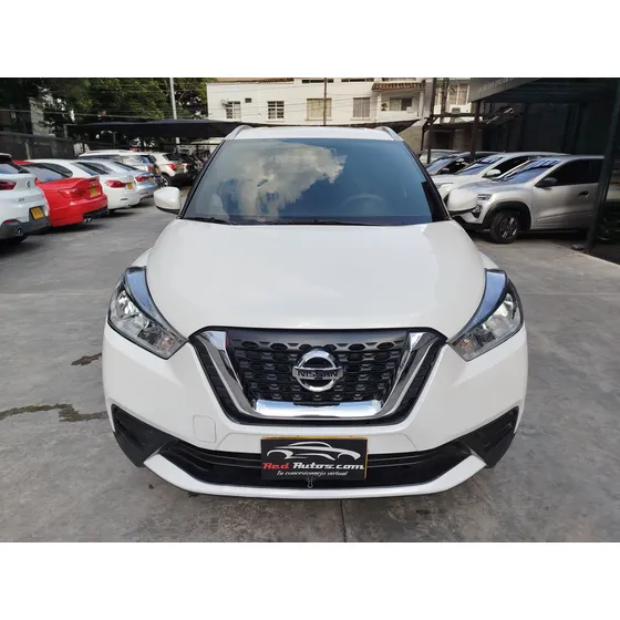 Nissan Kicks Sense Mt 1600cc R16