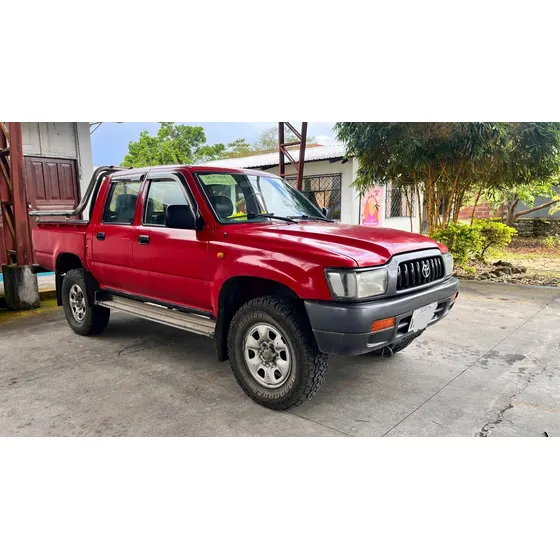 Toyota Hilux 4x2 Cd - Diesel Motor 3000