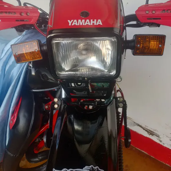 Dt 125 Modelo 1993 Todo Funcional Tarjeta Y Placa, No Tiene