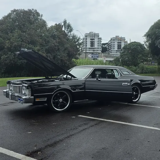 Ford Thunderbird .icone Dos Anos 70 . 2 Portas V8 Bigblok