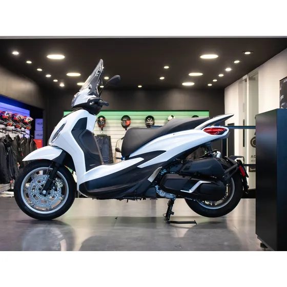 Piaggio Beverly 400 Blanco - Nuevo Lanzamiento