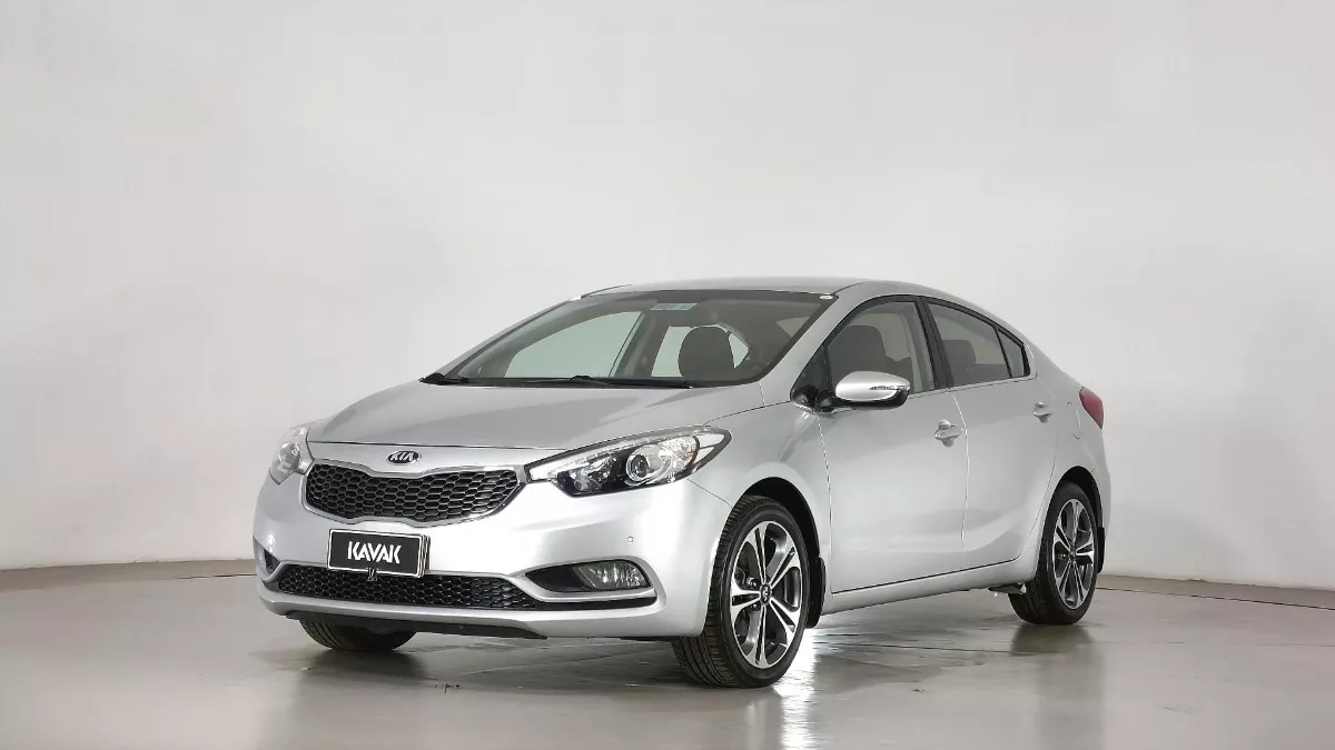 Kia Cerato 1.6 Sx Euro5 Dab Abs Mt Sedan 2016