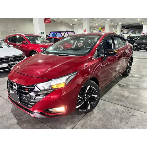 Nissan Versa 1.6 Sr Cvt