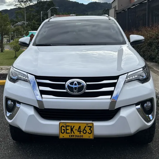 Toyota Fortuner 2019 2.8l