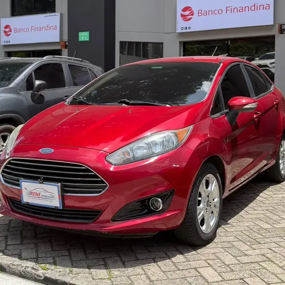Ford Fiesta 2015 1.6 Titanium At